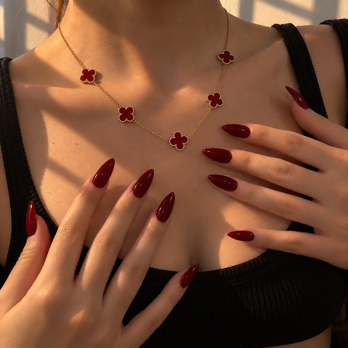 Clover Five Ruby Gold Kolye